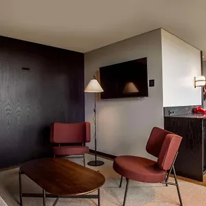 Otel Radisson Red, Helsinki